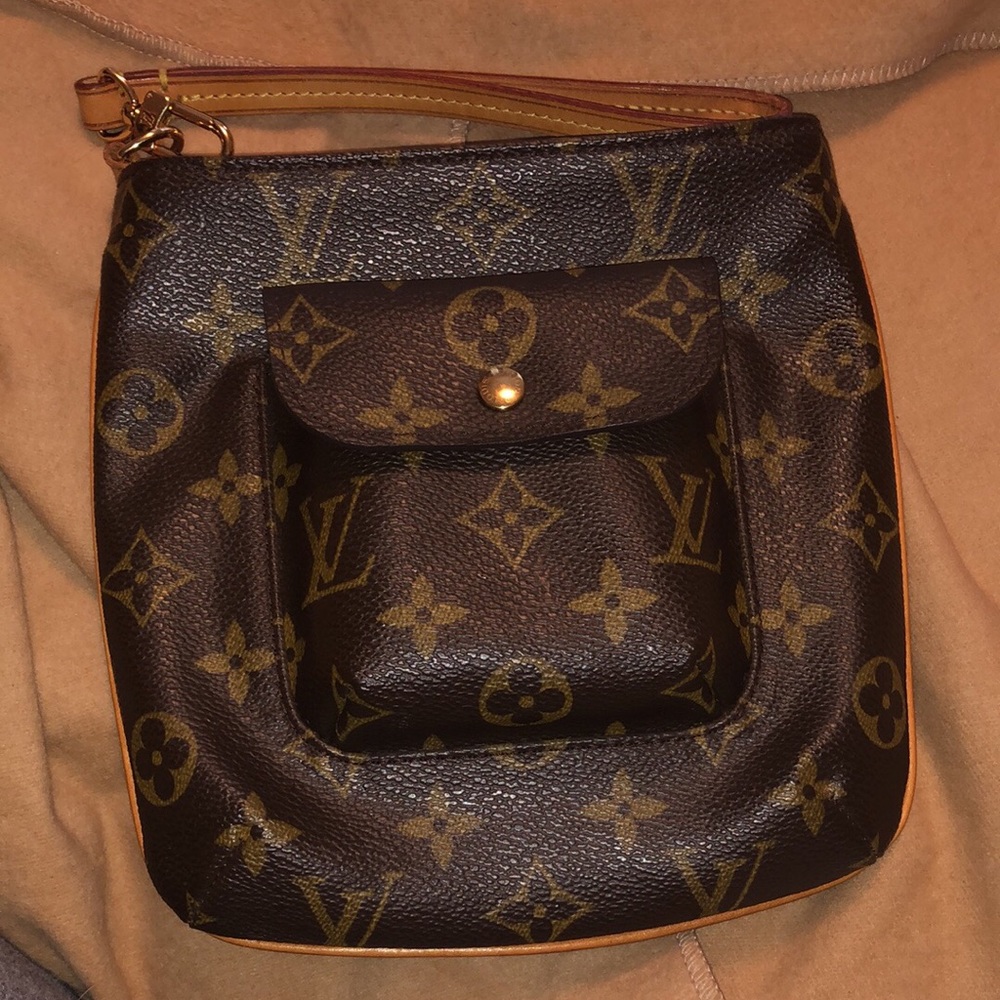 Sold on another platform Partition Clutch